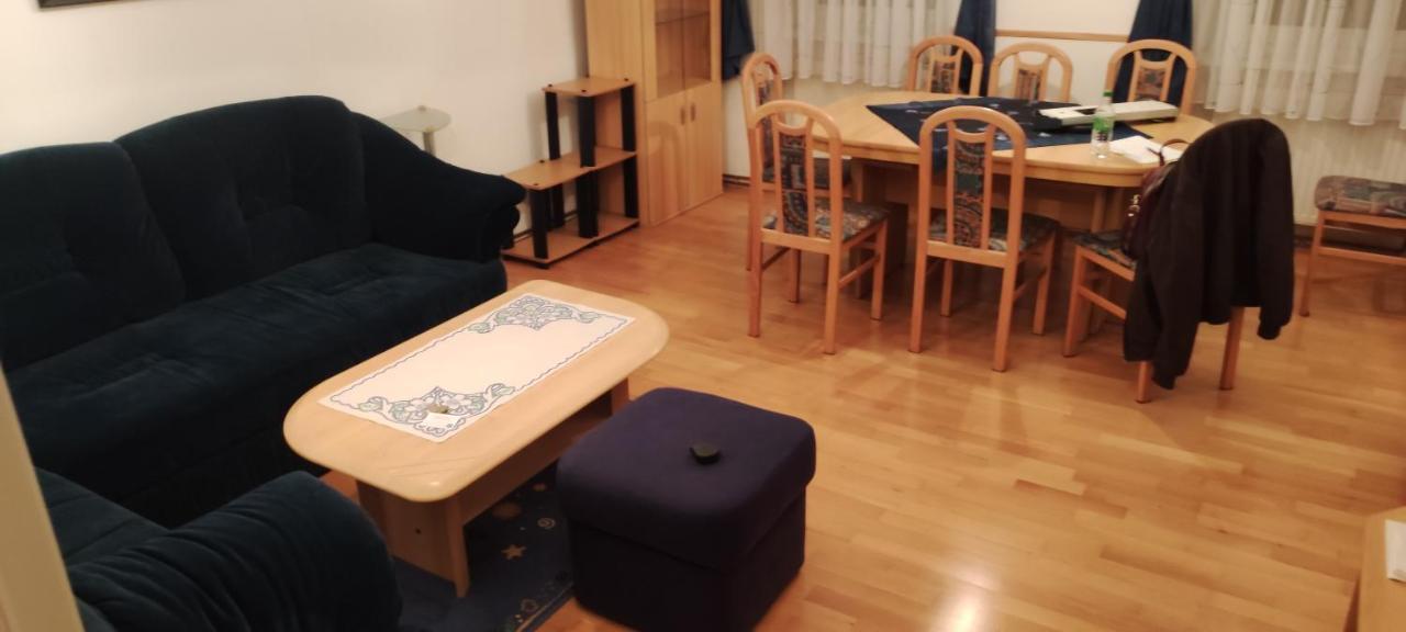 2-Room Appartment Near Westbahnhof Vienna Luaran gambar